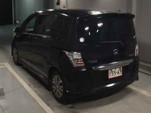 HONDA FREED 2012