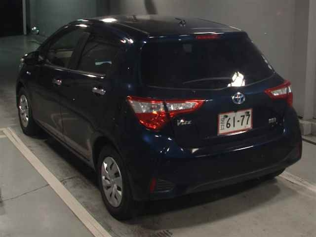 TOYOTA VITZ 2018