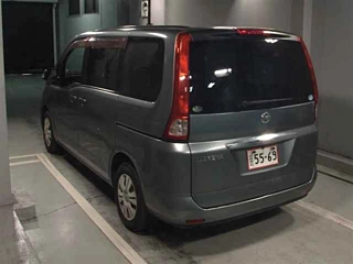 NISSAN SERENA 2010