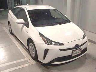 TOYOTA PRIUS 2019