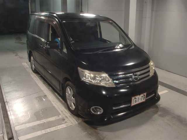 NISSAN SERENA 2010