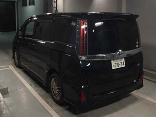 TOYOTA NOAH 2017