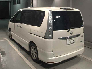 NISSAN SERENA 2013