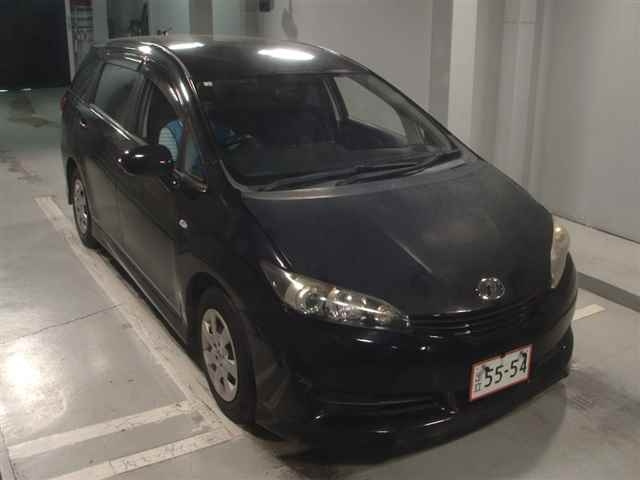 TOYOTA WISH 2010