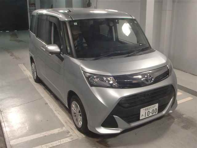 TOYOTA TANK 2017