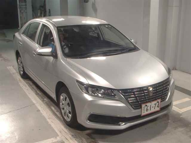 TOYOTA PREMIO 2020