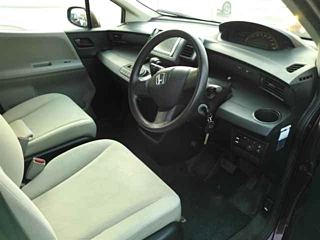 HONDA FREED 2009