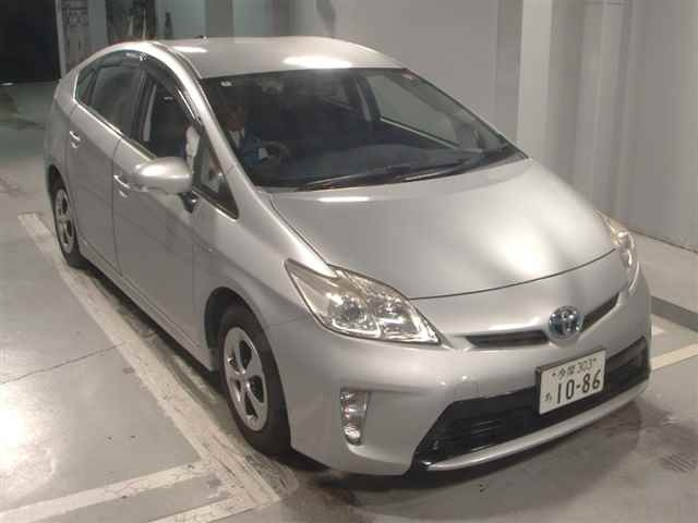 TOYOTA PRIUS 2012