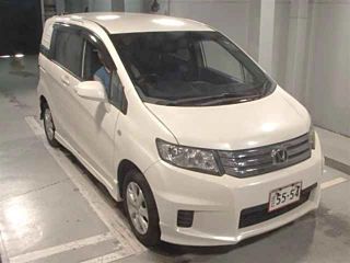 HONDA FREED 2011