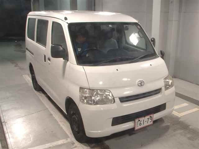 TOYOTA TOWN ACE VAN 2018