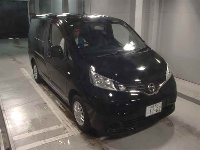 NISSAN NV200 2009