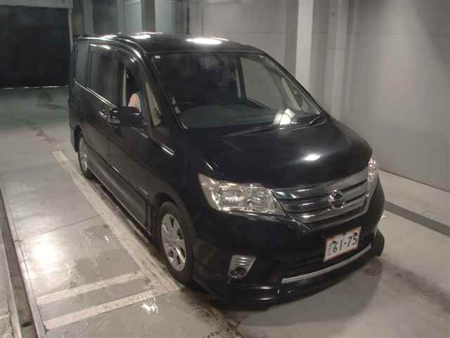 NISSAN SERENA 2013