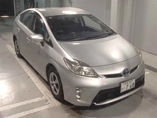 TOYOTA PRIUS 2013