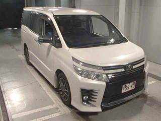 TOYOTA VOXY 2015