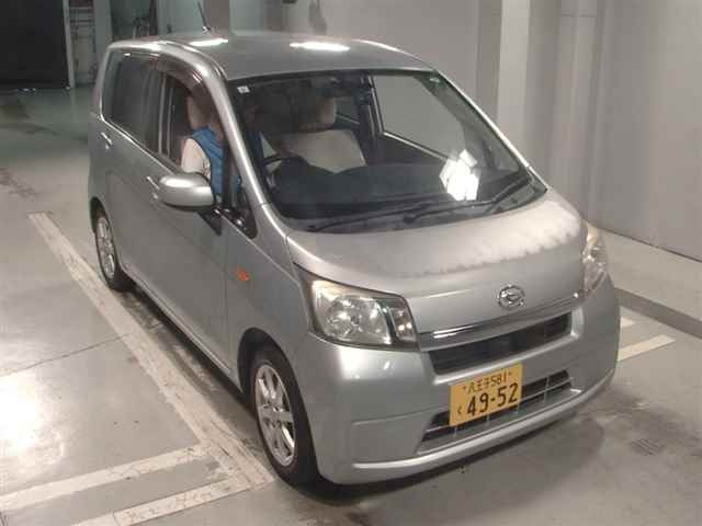 DAIHATSU MOVE 2013