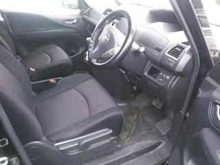 NISSAN SERENA 2011