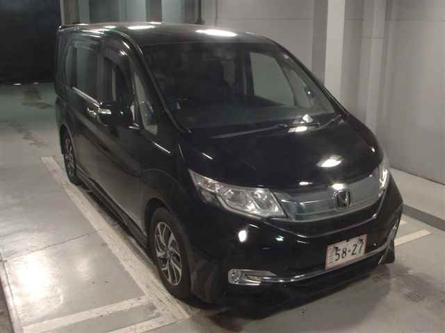 HONDA STEP WAGON 2016