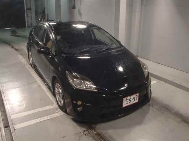 TOYOTA PRIUS 2013