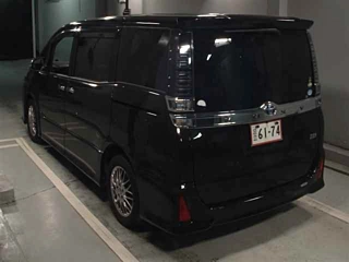 TOYOTA VOXY 2020
