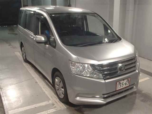 HONDA STEP WAGON 2012