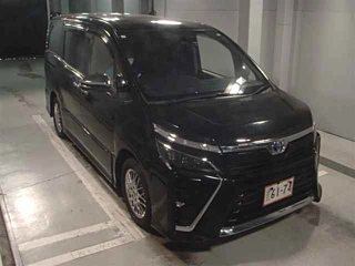 TOYOTA VOXY 2020