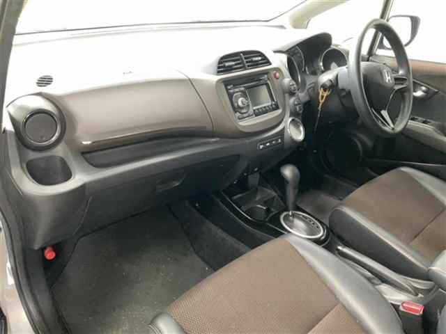 HONDA FIT SHUTTLE 2011