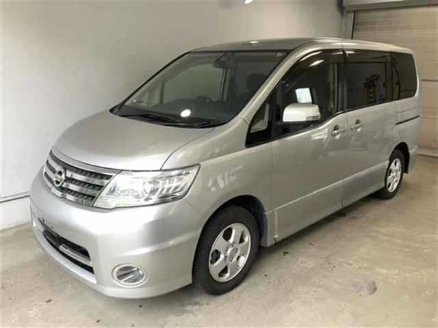 NISSAN SERENA 2009