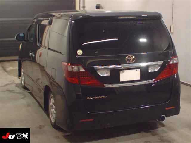 TOYOTA ALPHARD 2010