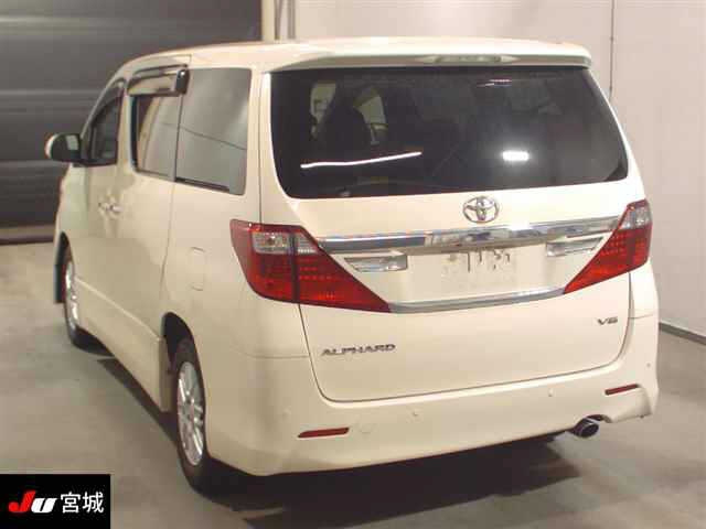 TOYOTA ALPHARD 2014