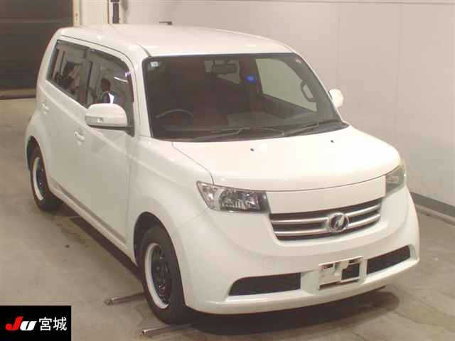 TOYOTA BB 2008