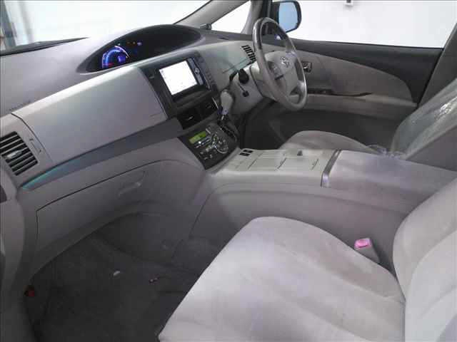 TOYOTA ESTIMA HYBRID 2011