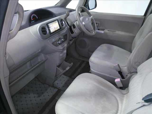 TOYOTA PORTE 2009