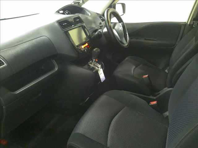 NISSAN SERENA 2012