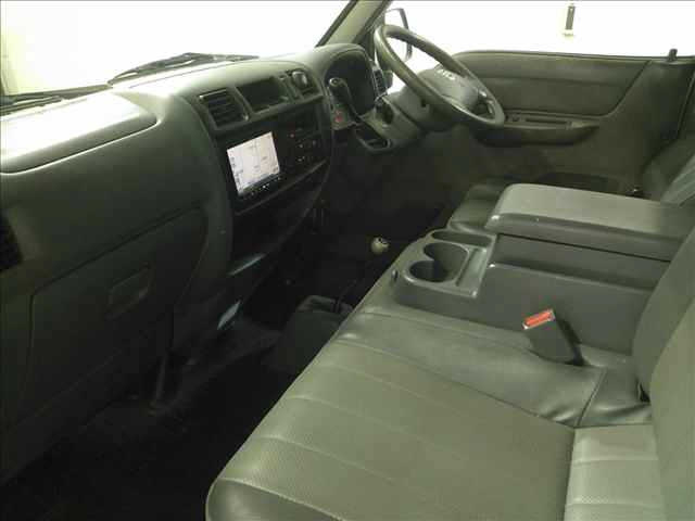 NISSAN VANETTE VAN 2011