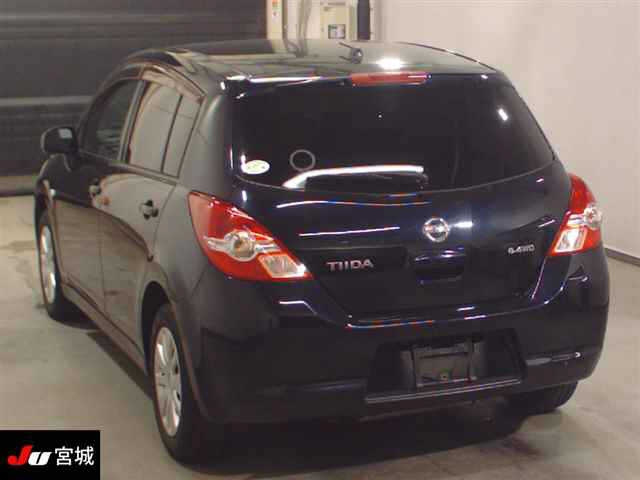 NISSAN TIIDA 2008