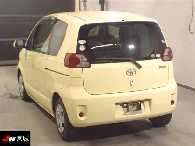 TOYOTA PORTE 2008