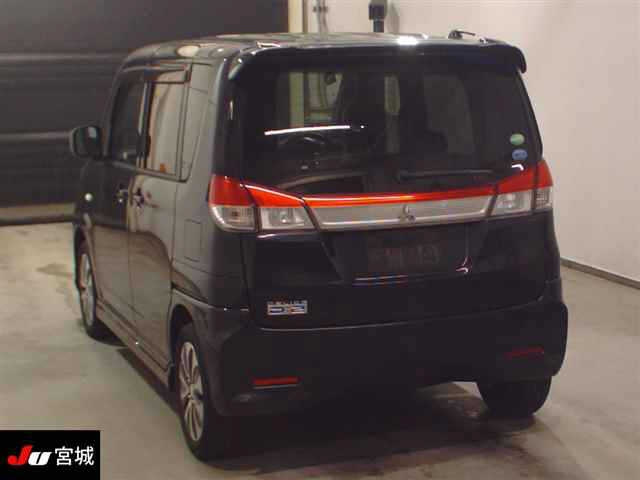 MITSUBISHI DELICA D2 2014