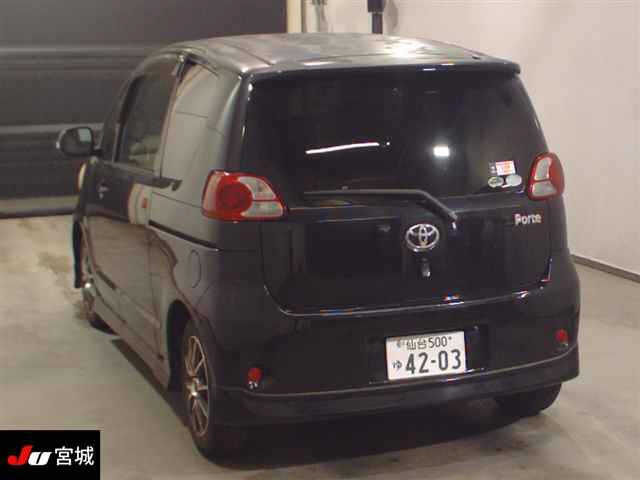 TOYOTA PORTE 2009