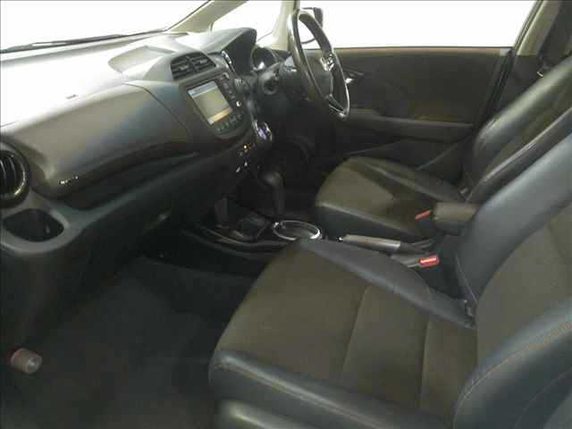 HONDA FIT SHUTTLE 2012