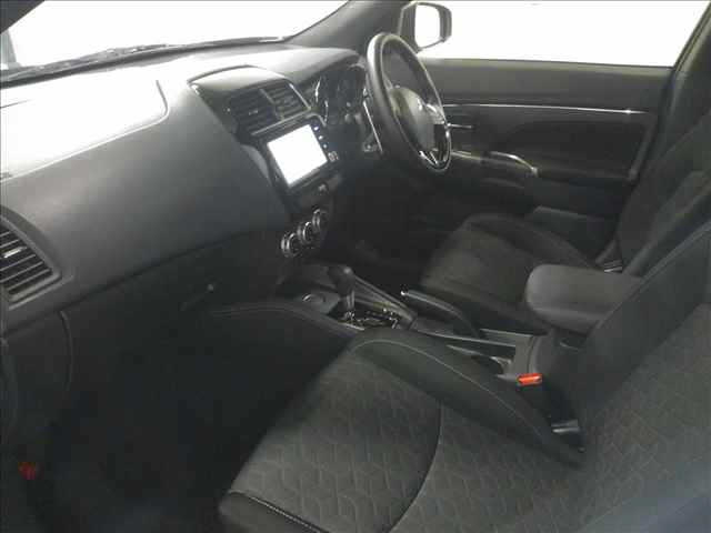 MITSUBISHI RVR 2020
