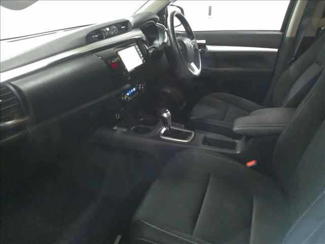 TOYOTA HILUX 2018