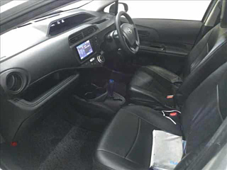 TOYOTA AQUA 2015
