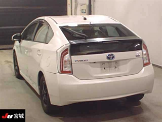 TOYOTA PRIUS 2012