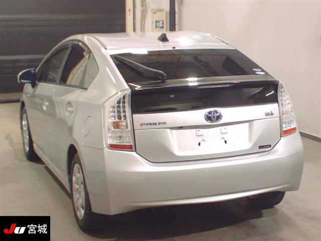 TOYOTA PRIUS 2011