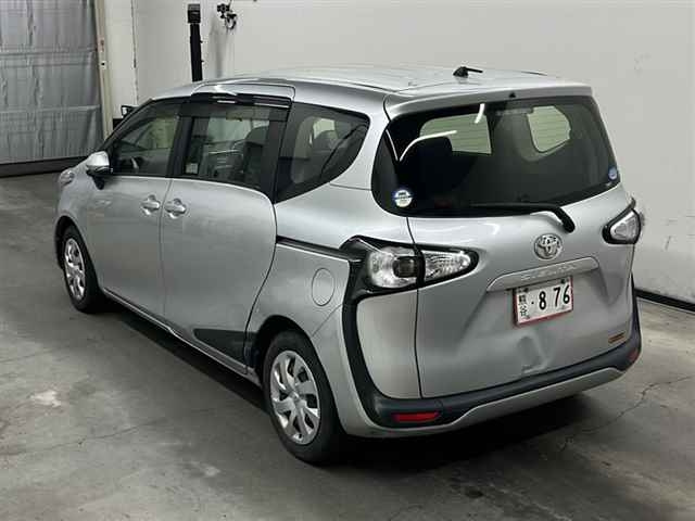 TOYOTA SIENTA 2018