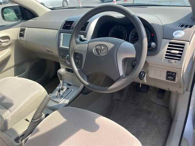 TOYOTA COROLLA AXIO 2010