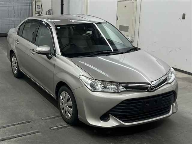 TOYOTA COROLLA AXIO 2016