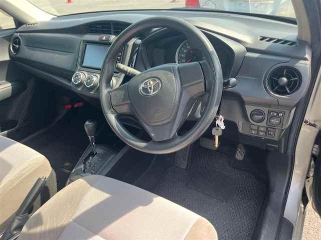 TOYOTA COROLLA AXIO 2016