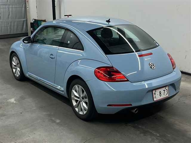 VOLKSWAGEN THE BEETLE 2012