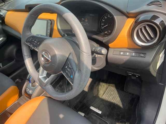 NISSAN KIX 2022
